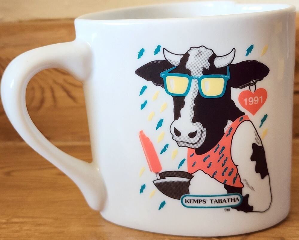1991 Kemp's MARIGOLD FOODS Heart Shaped Ice Cream Mug Cup Collectors Series Rare